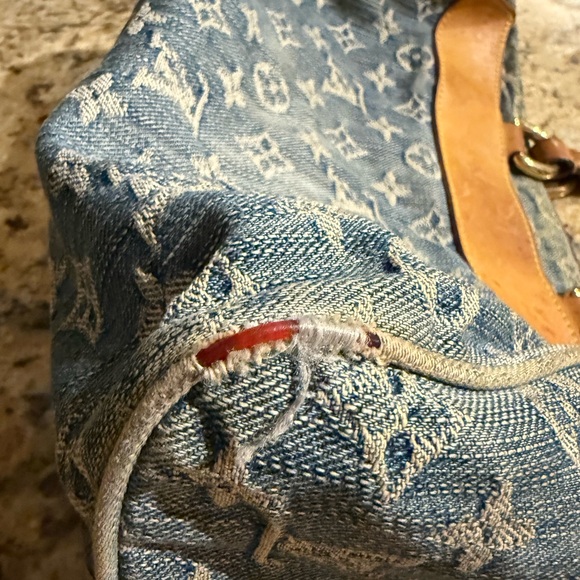 Louis Vuitton Blue and Brown Shoulder Bag with Monogram - Picture 4 of 16